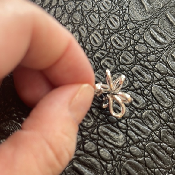 NADRI Flower CZ post earring - Picture 5 of 5